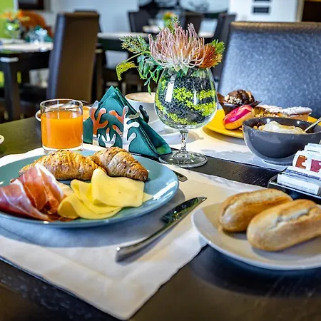 Arianna Aparthotel Rosia