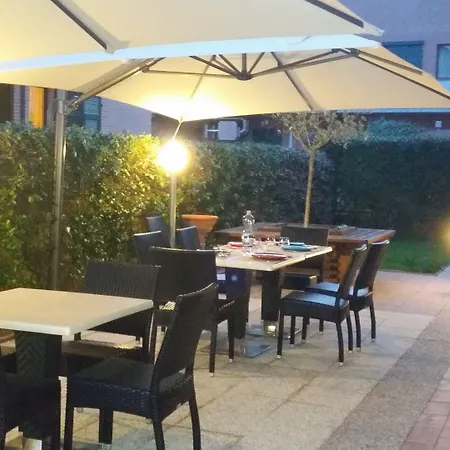 Aparthotel Arianna Rosia
