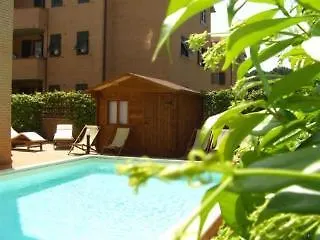 公寓式酒店 阿瑞安娜住宅酒店 *