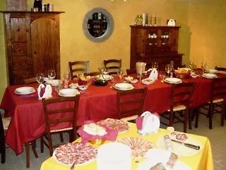 Arianna Aparthotel *