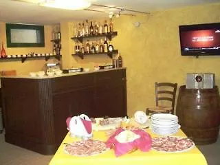 Arianna Aparthotel 4*